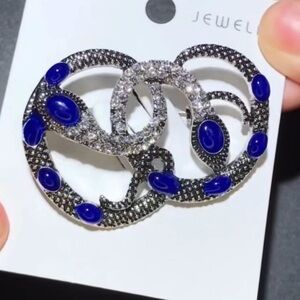 Serpenti Blue Elegant Silver Brooch